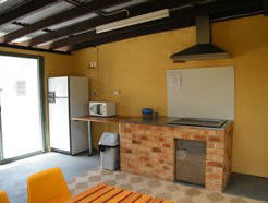 Bega Caravan Park - Redcliffe Tourism 3