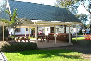 Rainbow Beach Holiday Village - Redcliffe Tourism 1