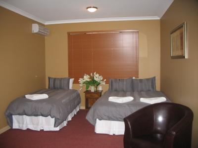 Kendenup Lodge And Cottages And Function Centre - Redcliffe Tourism 3