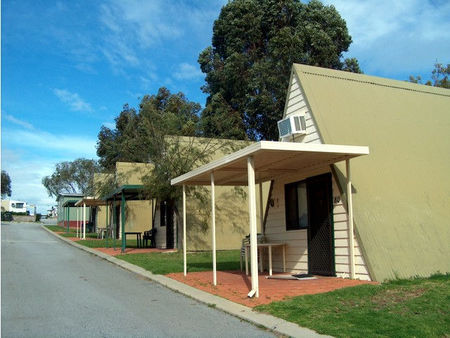 Dawesville Holiday Village - Redcliffe Tourism 2