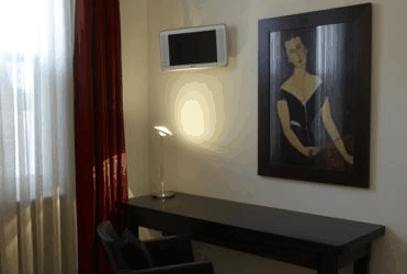 Eight Nicholson - Redcliffe Tourism