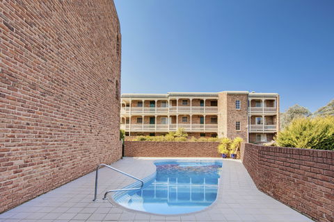 Adina Serviced Apartments Canberra Kingston - Redcliffe Tourism 2