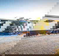 A One One Two at Island Beach - Redcliffe Tourism