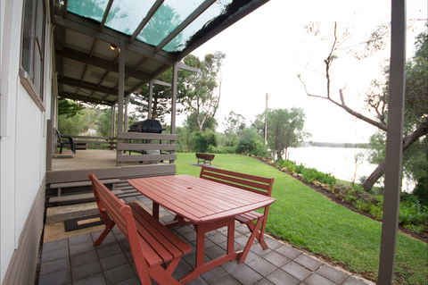 Aruma River Resort - Redcliffe Tourism 2