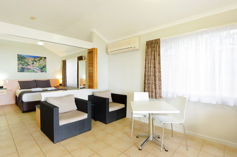Ellis Beach Bungalows And Leisure Park - Redcliffe Tourism 1