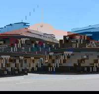 Hotel Boston - Redcliffe Tourism