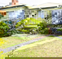 Lady Barron Holiday Home - Redcliffe Tourism