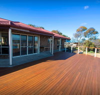Limestone Ridge - Holiday House - Redcliffe Tourism