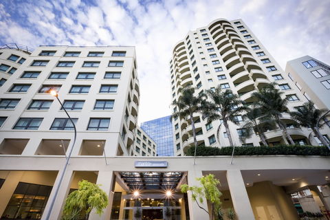 Mantra Parramatta - Redcliffe Tourism 0