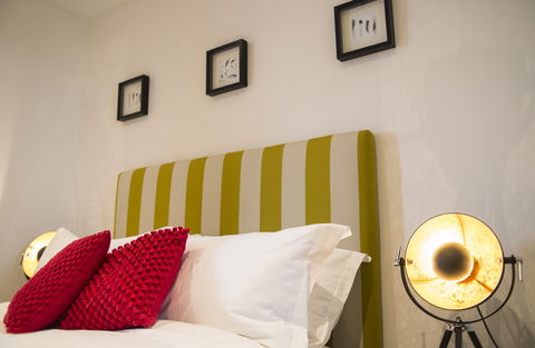 Manhattan - Canberra Executive Apartments - Redcliffe Tourism 1