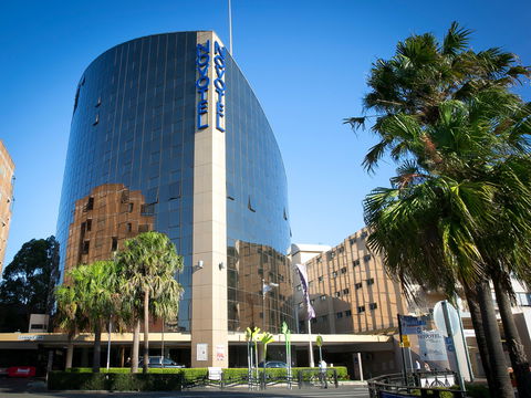 Novotel Sydney Parramatta - Redcliffe Tourism 0