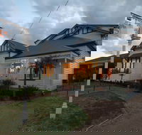Pelican Sands Bed  Breakfast - Redcliffe Tourism
