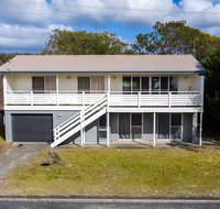 Seaview Getaway  Dunbogan - Redcliffe Tourism