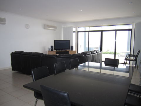 The Waterfront Starfish - Redcliffe Tourism 0