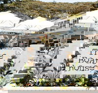 The Boathouse Hotel Patonga - Redcliffe Tourism