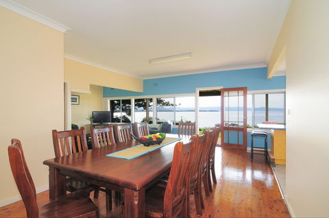 Amazing Aspects - Redcliffe Tourism 0