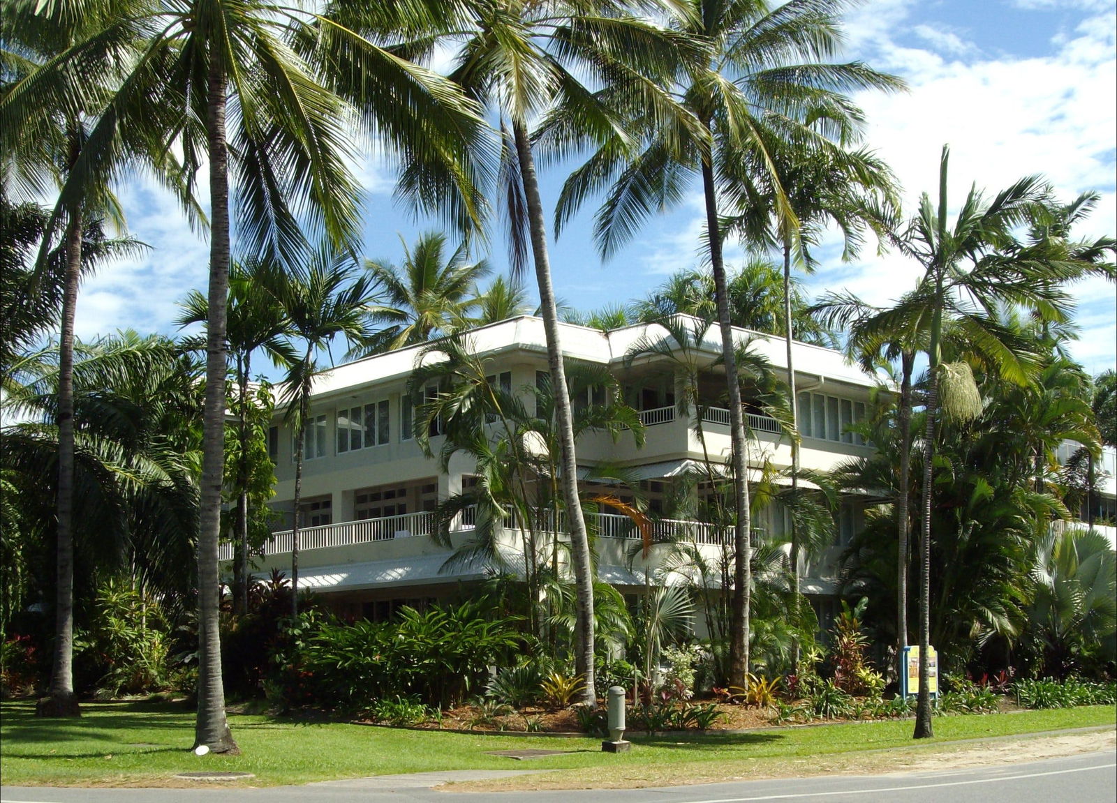  Redcliffe Tourism