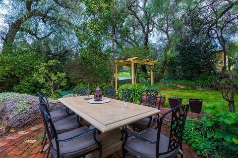 Bendigo Cottages Bed And Breakfast - Redcliffe Tourism 2