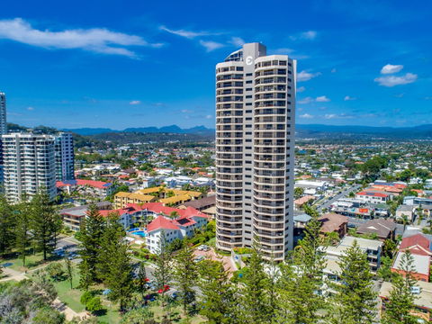 Burleigh Esplanade Apartments - Redcliffe Tourism 0