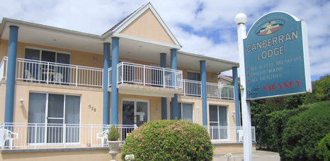 Canberran Lodge - Redcliffe Tourism 0