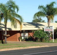 Country Roads Motor Inn - Redcliffe Tourism