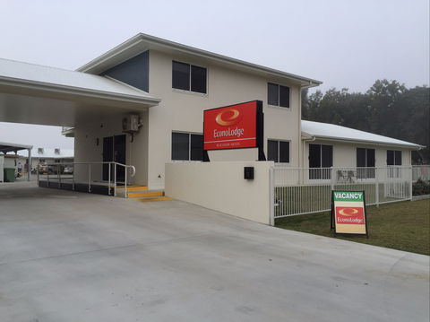 EconoLodge Beachside Motel - Redcliffe Tourism 0