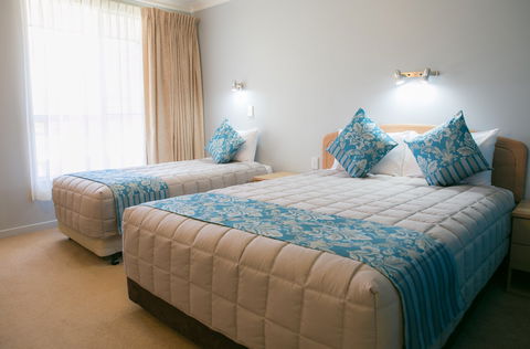 Gosford Palms Motor Inn - Redcliffe Tourism 0