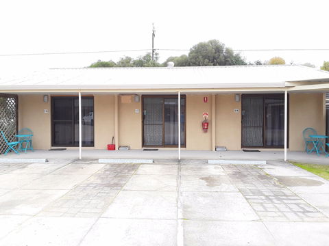 Keith Motor Inn - Redcliffe Tourism 1