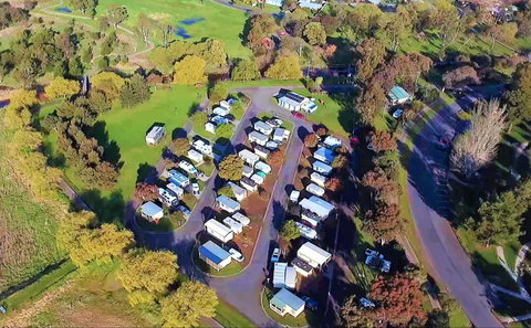 Lake Colac Caravan Park - Redcliffe Tourism 0