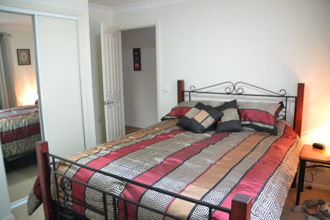 Lazy Days Bed And Breakfast - Redcliffe Tourism 1