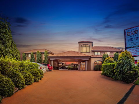 Mackay Resort Motel - Redcliffe Tourism 0