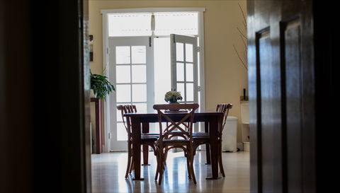 Merewether Beach House B And B - Redcliffe Tourism 1