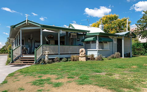 Pitstop Lodge B & B - Redcliffe Tourism 2
