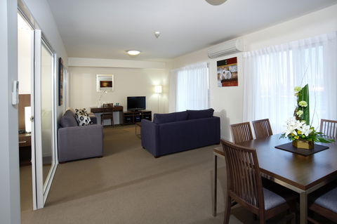 Quest Shepparton - Redcliffe Tourism 1