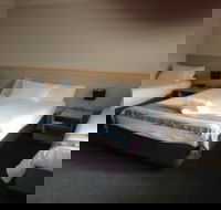 Red Cedar Motel Muswellbrook - Redcliffe Tourism