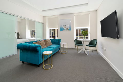 Terminus Apartment Hotel - Redcliffe Tourism 1