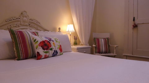 The Globe Inn - Redcliffe Tourism 0