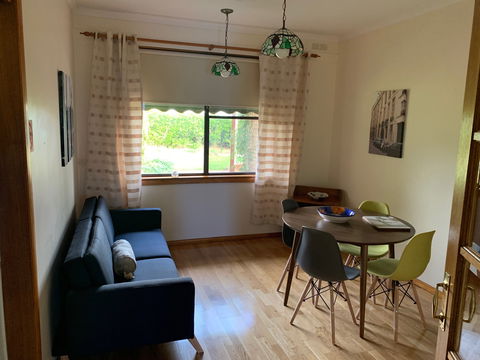 Timboon Manor - Redcliffe Tourism 2