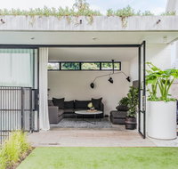 Woollahra Haven - Redcliffe Tourism