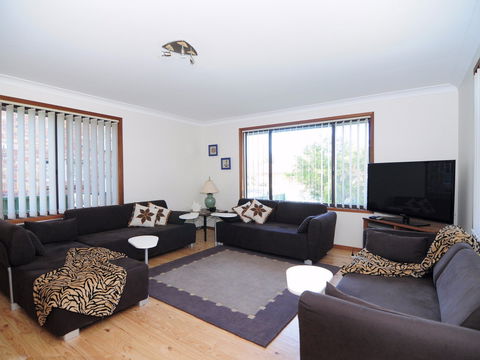 Admiral's Rest - Redcliffe Tourism 1
