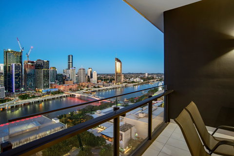 Arise On Hope Street - Redcliffe Tourism 0