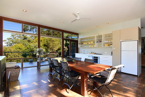 Budderoo - Redcliffe Tourism 2