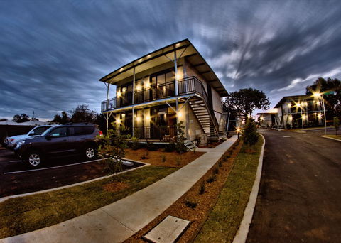 Kings Park Accommodation - Redcliffe Tourism 0