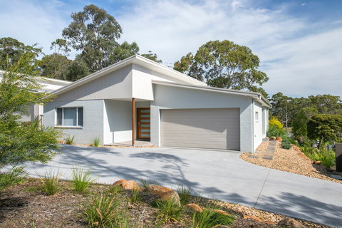 Melt Away Stress - Redcliffe Tourism 0