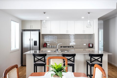 Melt Away Stress - Redcliffe Tourism 1