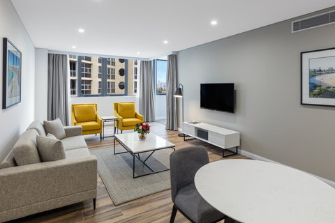 Meriton Suites Bondi Junction - Redcliffe Tourism 2