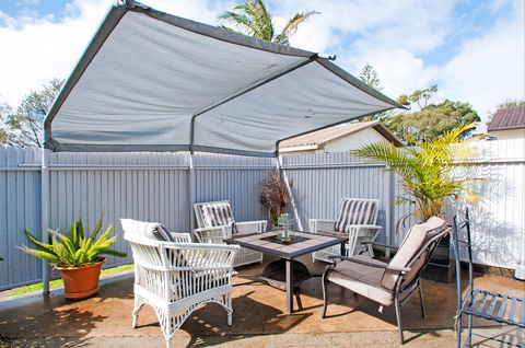 Middle Sea - Redcliffe Tourism 0