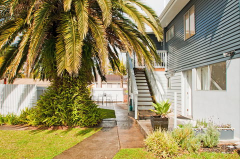 Middle Sea - Redcliffe Tourism 1