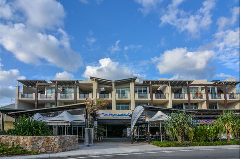 Paradiso Resort - Redcliffe Tourism 0