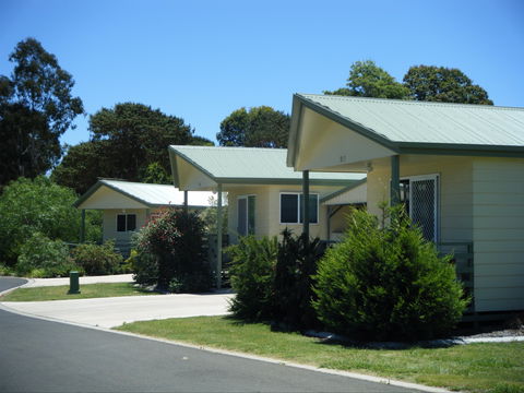 Peppertree Cabins Kingaroy - Redcliffe Tourism 0